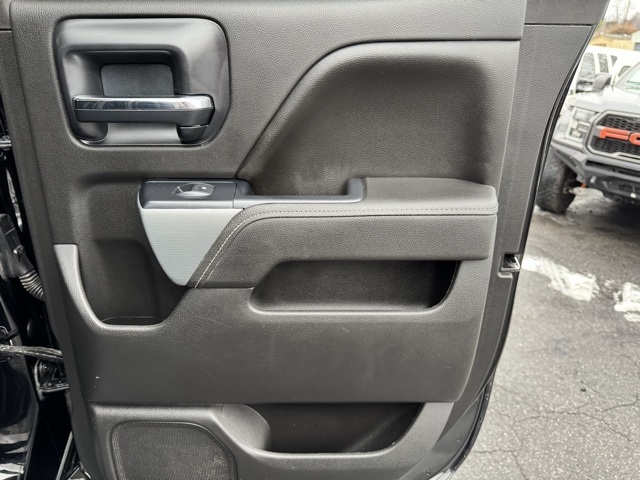 Chevrolet Silverado 2500HD 4WD Double Cab 144.2" LT 2015