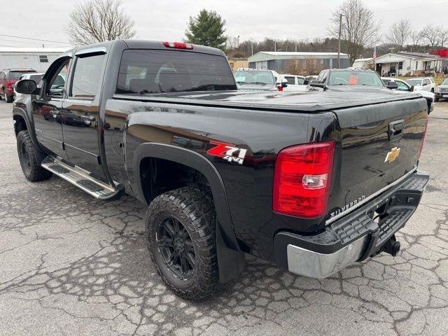 Chevrolet Silverado 2500HD 4WD Crew Cab 153.7" LTZ 2013