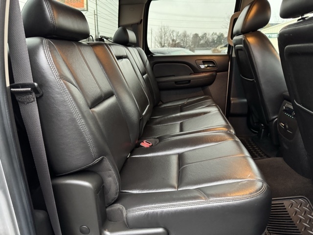 Chevrolet Silverado 3500HD 4WD Crew Cab 167.7" DRW LTZ 2011