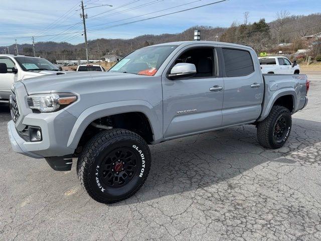 Toyota Tacoma 4WD TRD Sport Double Cab 5' Bed V6 AT (Natl) 2019