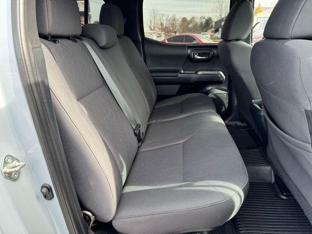 Toyota Tacoma 4WD TRD Sport Double Cab 5' Bed V6 AT (Natl) 2019