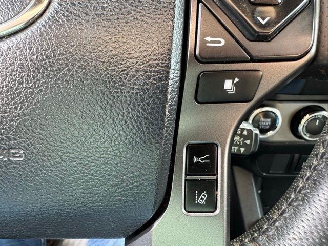 Toyota Tacoma 4WD TRD Sport Double Cab 5' Bed V6 AT (Natl) 2019