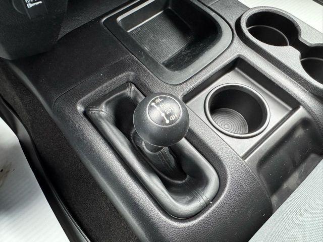 RAM 2500 Tradesman 4x4 Crew Cab 8' Box 2017