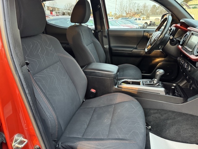 Toyota Tacoma TRD Offroad Double Cab 4WD V6 2016