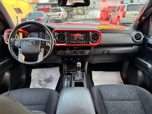 Toyota Tacoma TRD Offroad Double Cab 4WD V6 2016