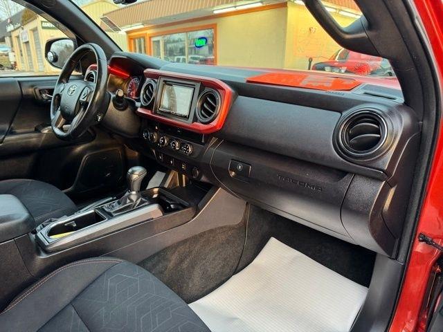 Toyota Tacoma TRD Offroad Double Cab 4WD V6 2016