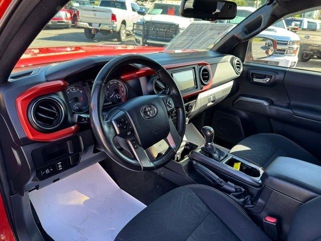Toyota Tacoma TRD Offroad Double Cab 4WD V6 2016