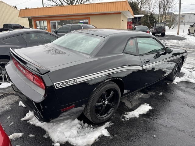 Dodge Challenger 2dr Cpe R/T 2010