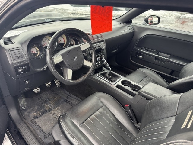 Dodge Challenger 2dr Cpe R/T 2010