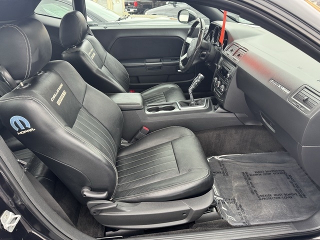 Dodge Challenger 2dr Cpe R/T 2010