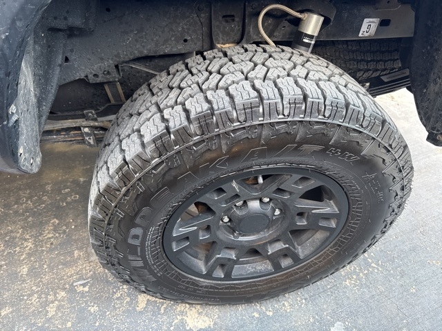 Toyota Tacoma 4WD TRD Off Road Double Cab 5' Bed AT (Natl) 2022