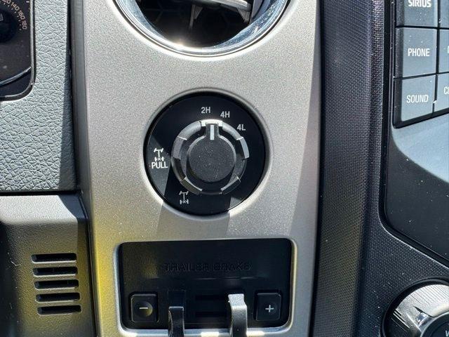 Ford F-150 4WD SuperCrew 145" XLT 2013