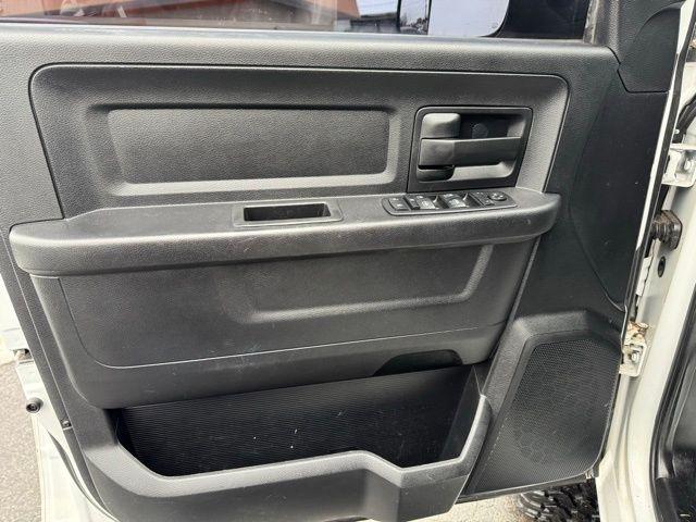 RAM 2500 4WD Crew Cab 149" Tradesman 2015