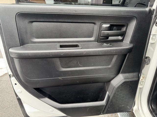 RAM 2500 4WD Crew Cab 149" Tradesman 2015