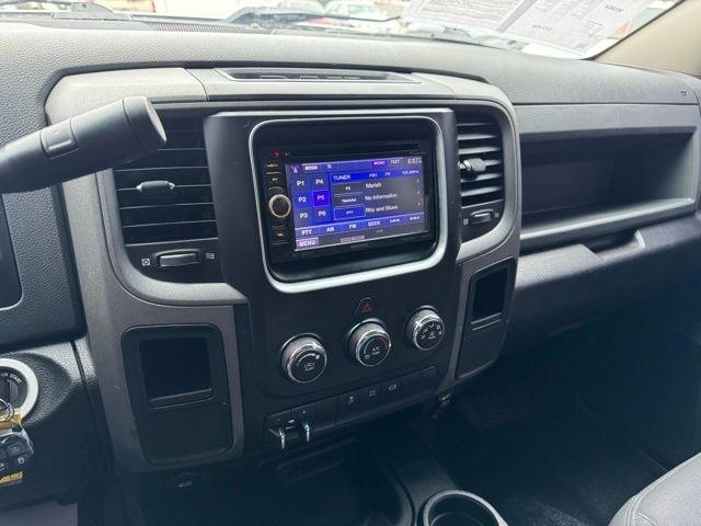 RAM 2500 4WD Crew Cab 149" Tradesman 2015