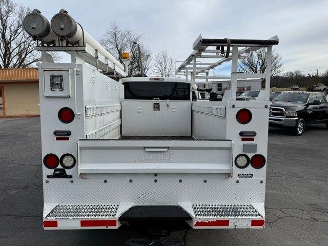 Ford Super Duty F-350 SRW 4WD Reg Cab 137" XLT 2015