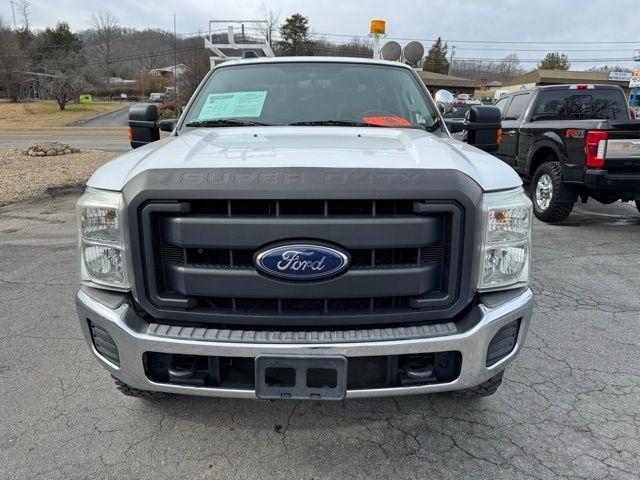 Ford Super Duty F-350 SRW 4WD Reg Cab 137" XLT 2015