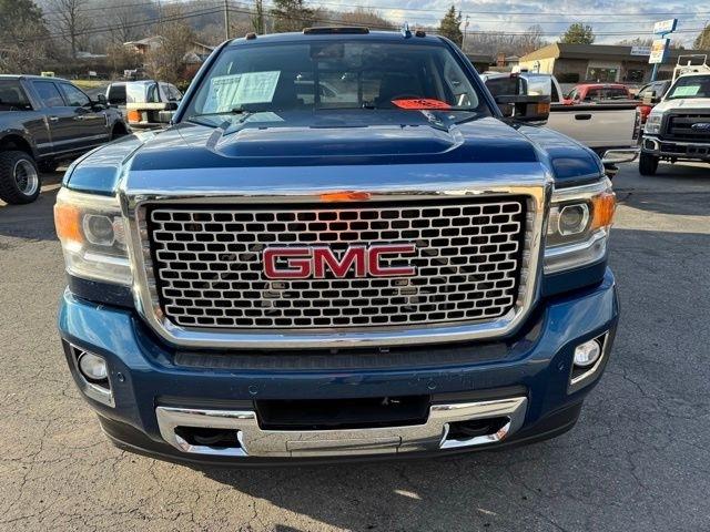 GMC Sierra 2500HD 4WD Crew Cab 153.7" Denali 2016