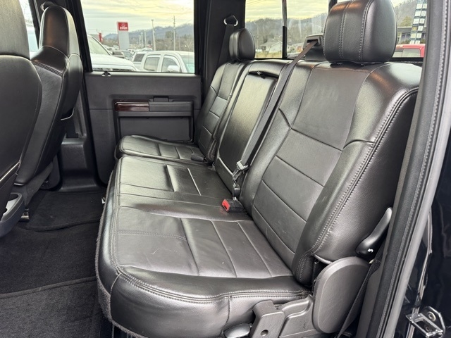 Ford Super Duty F-350 DRW 4WD Crew Cab 172" Lariat 2009