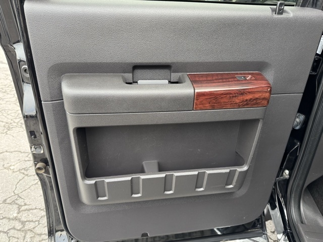 Ford Super Duty F-350 DRW 4WD Crew Cab 172" Lariat 2009