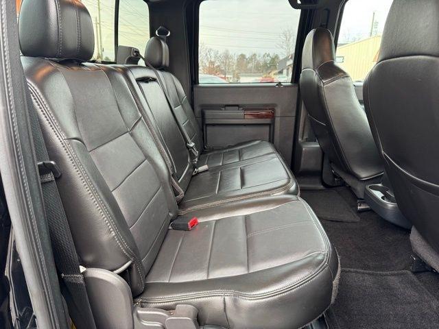 Ford Super Duty F-350 DRW 4WD Crew Cab 172" Lariat 2009