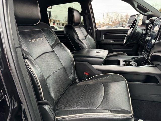 RAM 2500 Laramie 4x4 Crew Cab 6'4" Box 2022