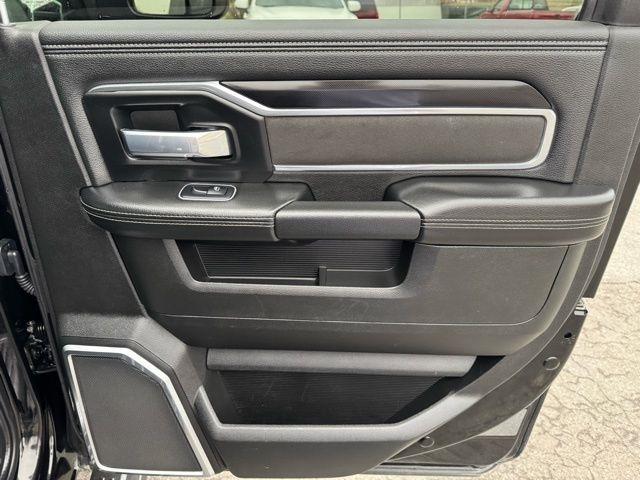 RAM 2500 Laramie 4x4 Crew Cab 6'4" Box 2022