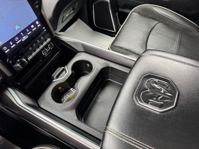 RAM 2500 Laramie 4x4 Crew Cab 6'4" Box 2022