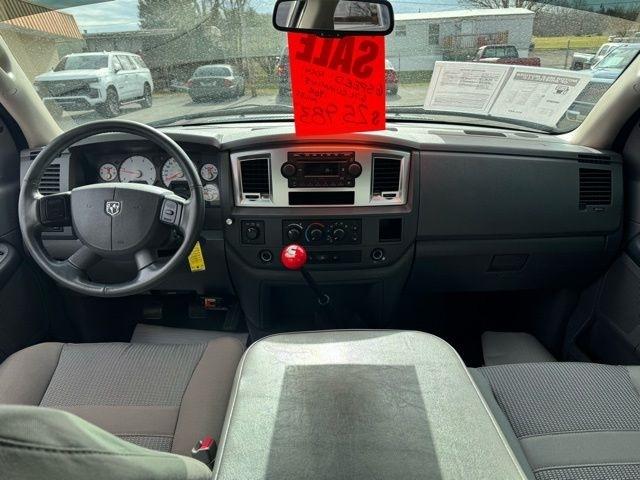 Dodge Ram 2500 4WD Quad Cab 160.5" SLT 2008