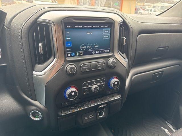 Chevrolet Silverado 1500 LTD 4WD Crew Cab 147" RST 2022