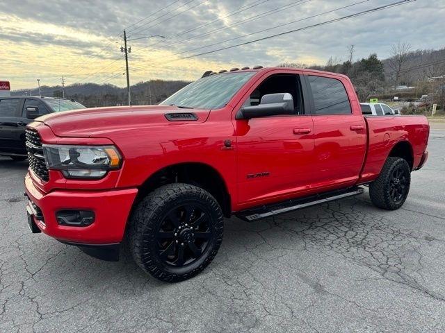RAM 2500 Big Horn 4x4 Crew Cab 6'4" Box 2022