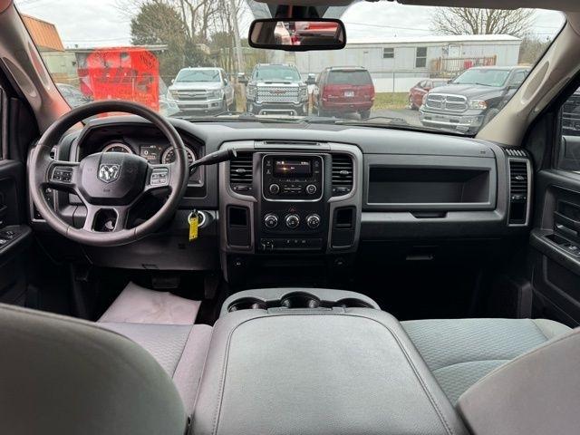 RAM 2500 Tradesman 4x4 Crew Cab 6'4" Box 2018