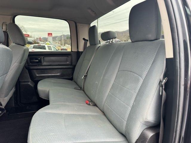 RAM 2500 Tradesman 4x4 Crew Cab 6'4" Box 2018