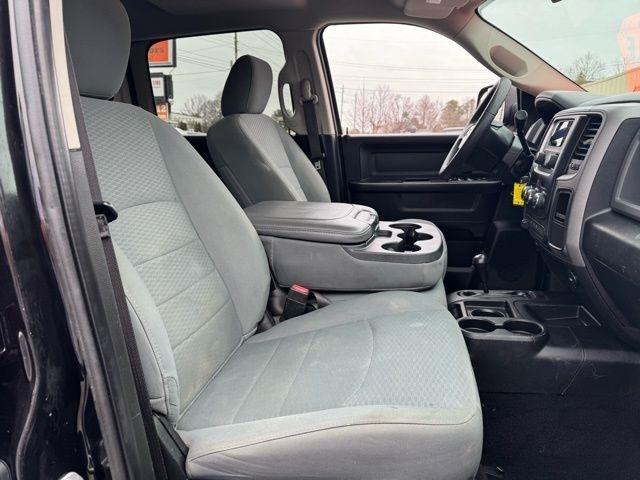 RAM 2500 Tradesman 4x4 Crew Cab 6'4" Box 2018