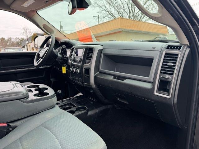 RAM 2500 Tradesman 4x4 Crew Cab 6'4" Box 2018