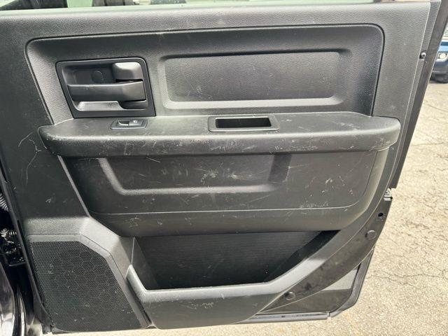 RAM 2500 Tradesman 4x4 Crew Cab 6'4" Box 2018