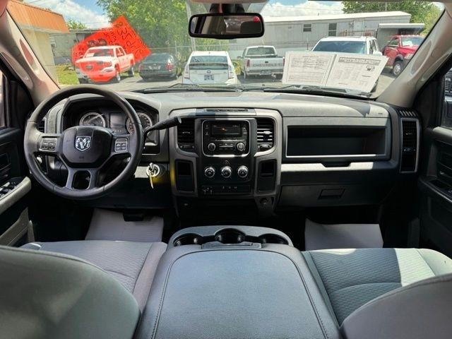 RAM 2500 Tradesman 4x4 Crew Cab 6'4" Box 2018