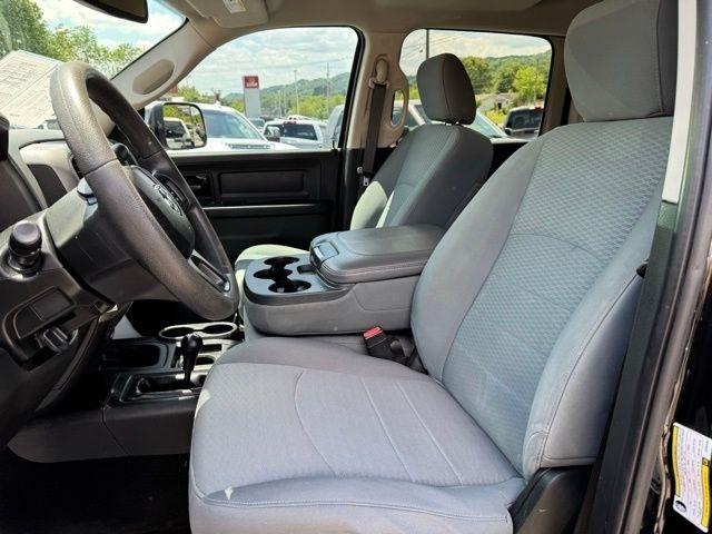 RAM 2500 Tradesman 4x4 Crew Cab 6'4" Box 2018