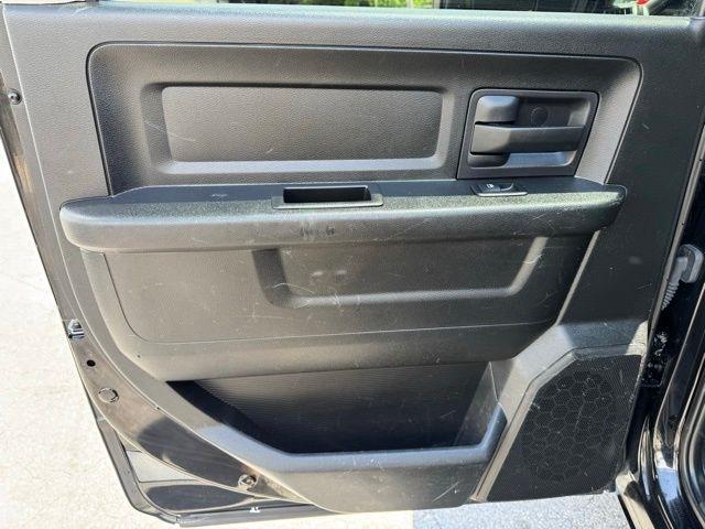 RAM 2500 Tradesman 4x4 Crew Cab 6'4" Box 2018