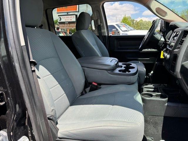 RAM 2500 Tradesman 4x4 Crew Cab 6'4" Box 2018