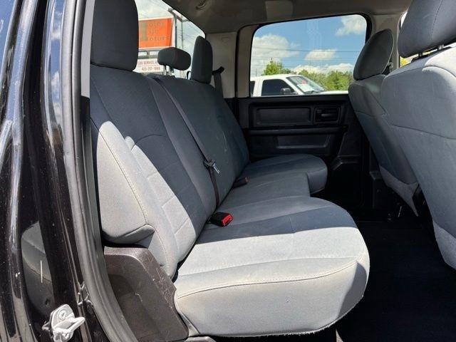 RAM 2500 Tradesman 4x4 Crew Cab 6'4" Box 2018