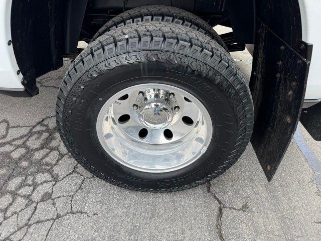 RAM 3500 Tradesman 4x4 Crew Cab 8' Box 2020