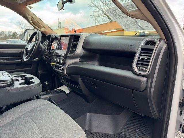 RAM 3500 Tradesman 4x4 Crew Cab 8' Box 2020