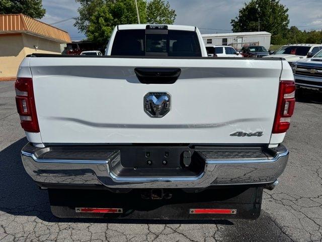 RAM 3500 Tradesman Crew Cab 4WD DRW 2020