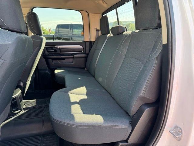 RAM 3500 Tradesman Crew Cab 4WD DRW 2020