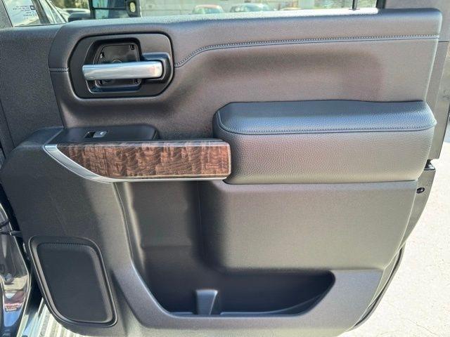 GMC Sierra 2500HD 4WD Crew Cab 159" Denali 2021