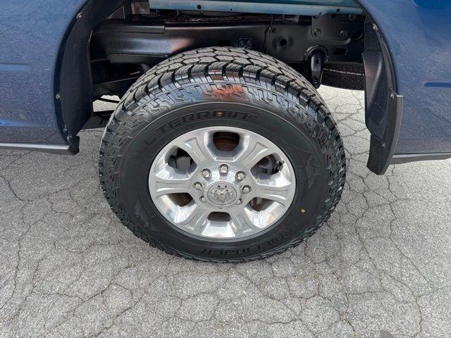 RAM 2500 Big Horn 4x4 Crew Cab 6'4" Box 2020