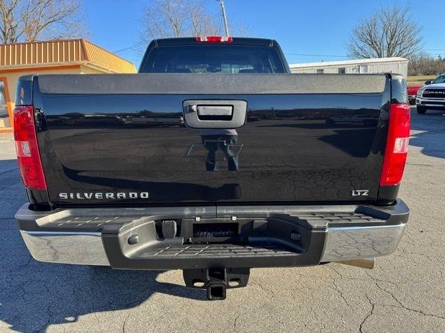 Chevrolet Silverado 2500HD 4WD Crew Cab 153.7" LTZ 2012
