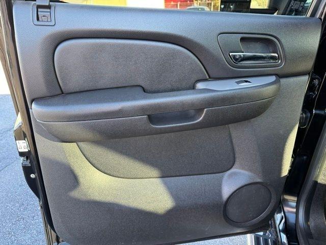 Chevrolet Silverado 2500HD 4WD Crew Cab 153.7" LTZ 2012