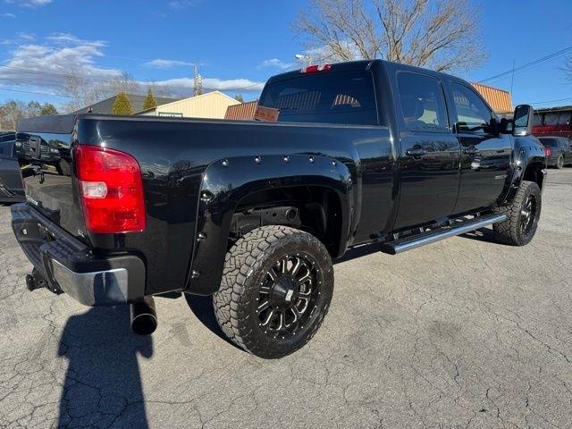 Chevrolet Silverado 2500HD 4WD Crew Cab 153.7" LTZ 2012
